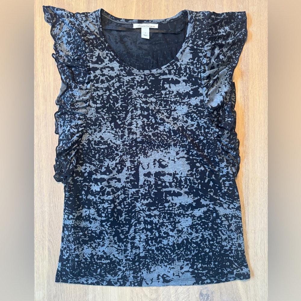 Kenneth Cole Black and Gray Textured Blouse